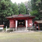 義弘公が朝鮮出兵の出陣式を行った勝栗神社です。約800年前に建てられたようです。